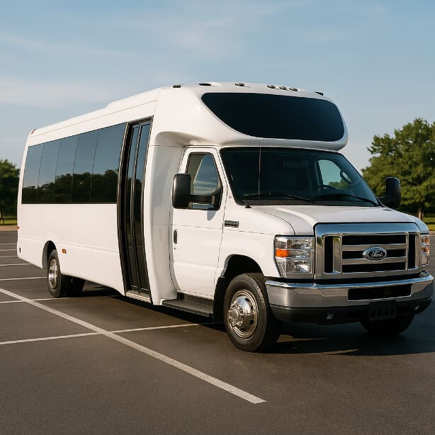 Cambridge Coach Bus Service 20 Passenger Minibus