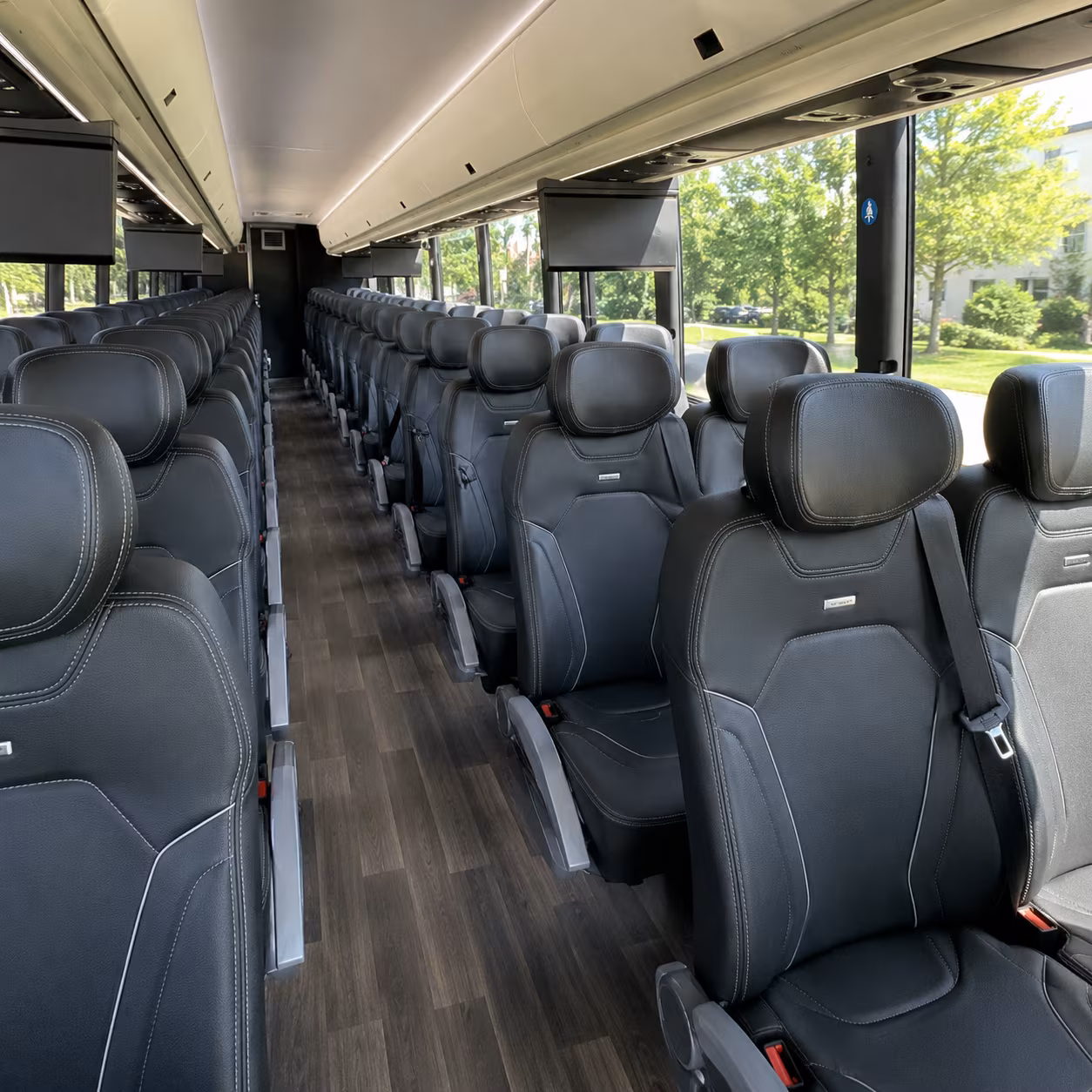 charter bus rentals from cambridge to cape cod the vineyard and the islands
