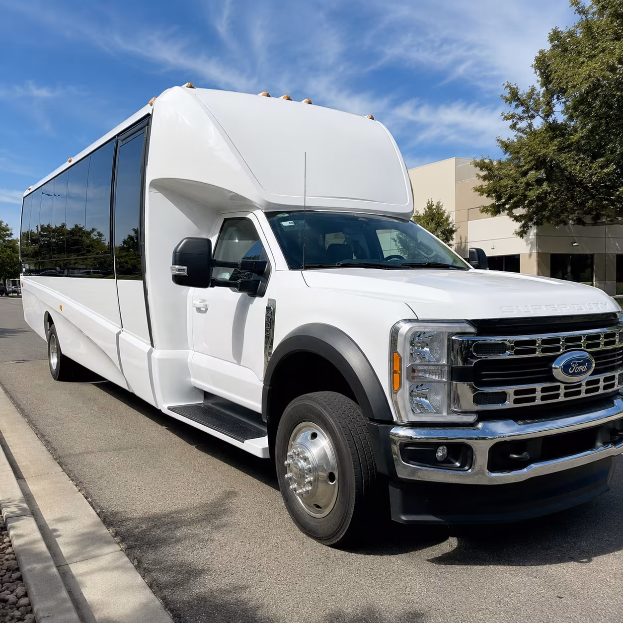 charter buses for private events reunions and group outings in cambridge