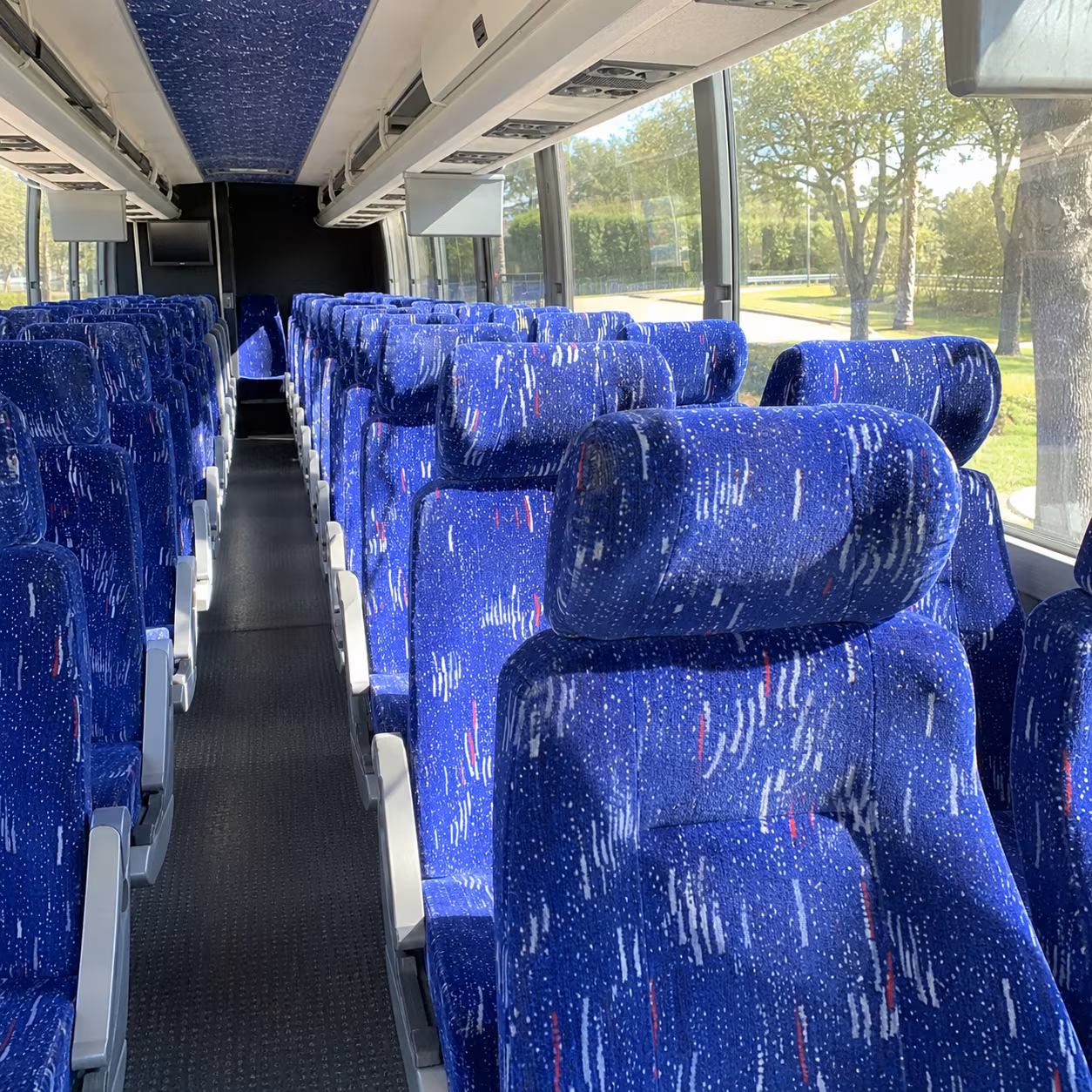 multi day charter bus tours from cambridge to new england s most visited destinations