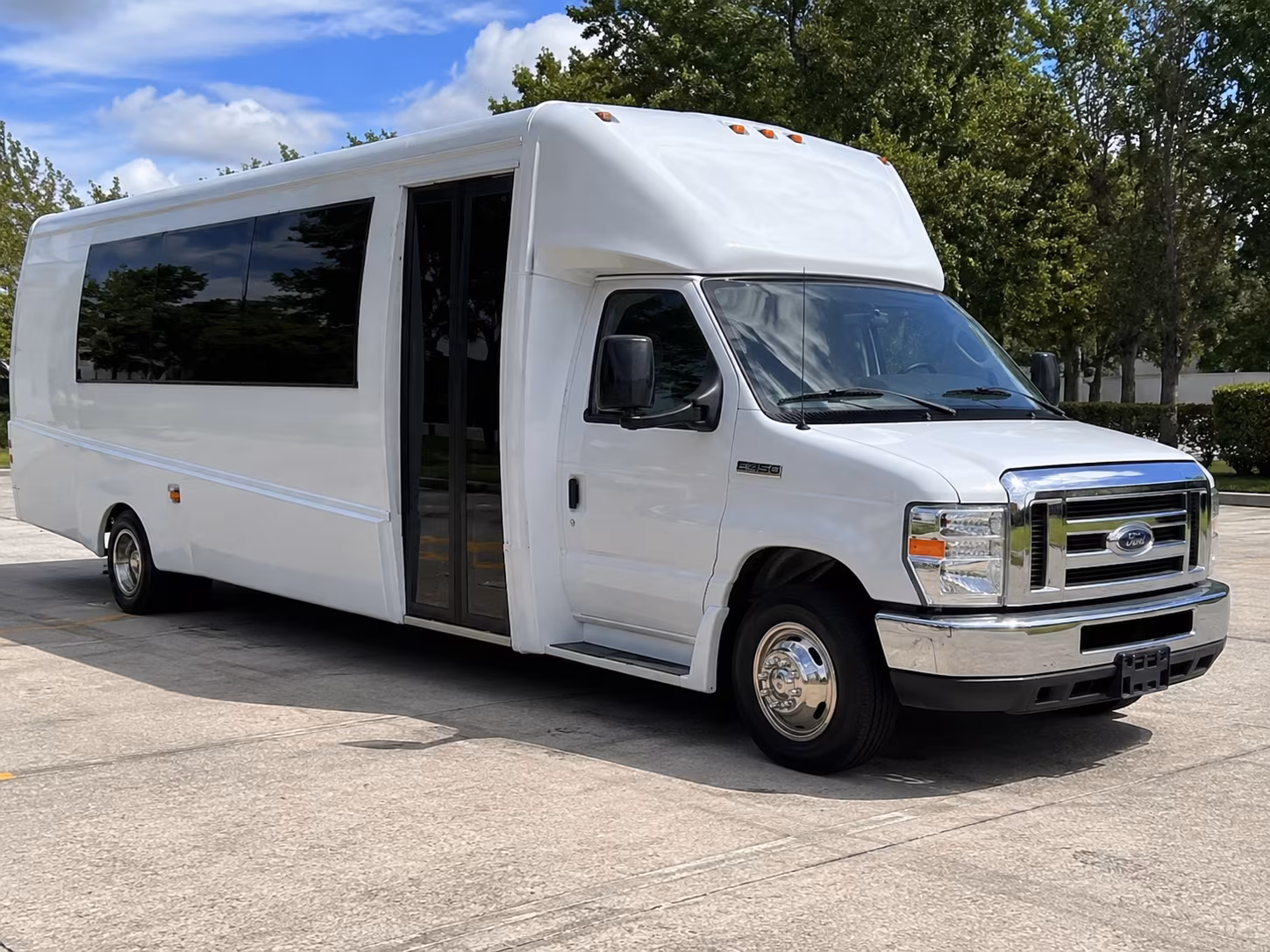 party bus rentals for cambridge prom night from pre party to last drop off