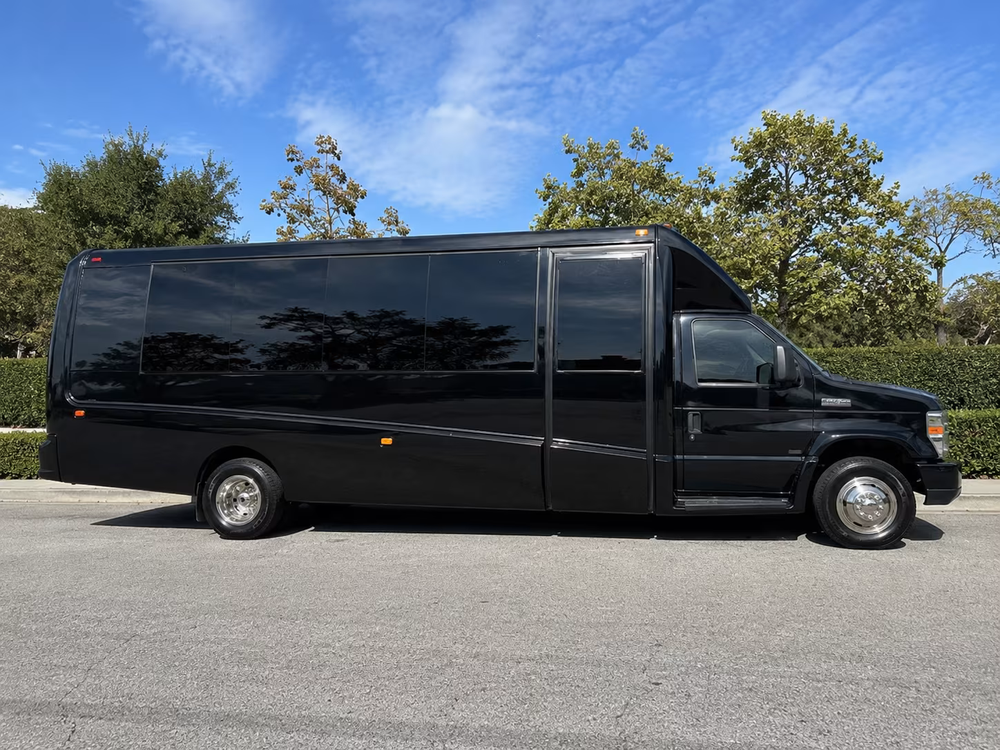 transportation buses for bands groups and touring performers in cambridge